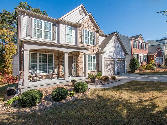 2nd image of 688 Prada Ct