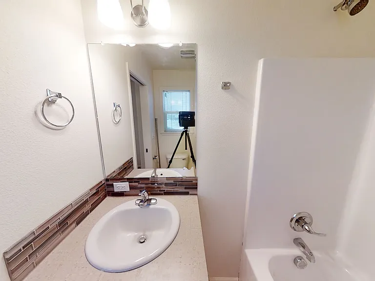 8316 SE Ramona St — Photo 16