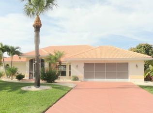 278 Broadmoor Ln, Rotonda West, FL 33947