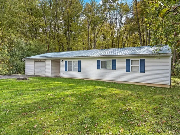 6606 Kirkville Rd, East Syracuse, NY 13057