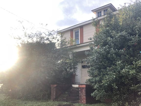 2nd image of 1215 Richmond Blvd