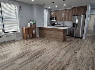 25-43 47th St #1F, Astoria, NY 11103