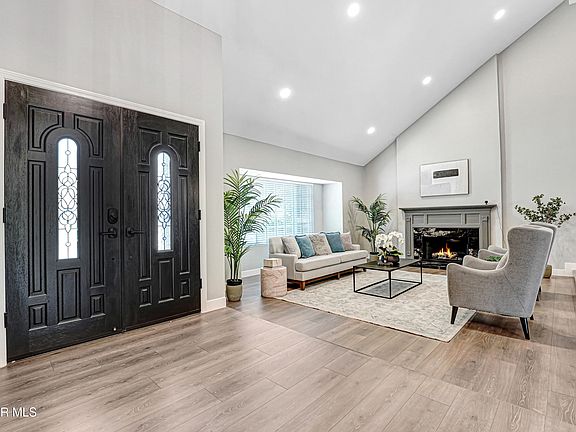 3rd image of 6214 Watertree Ct