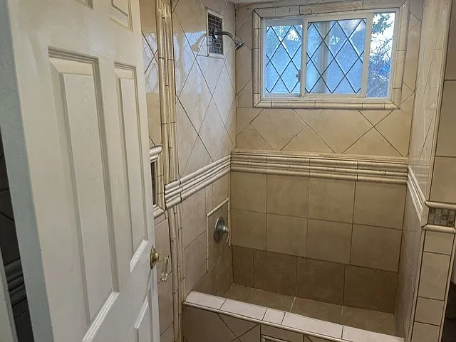 763 W Avenue L #11 — Photo 9