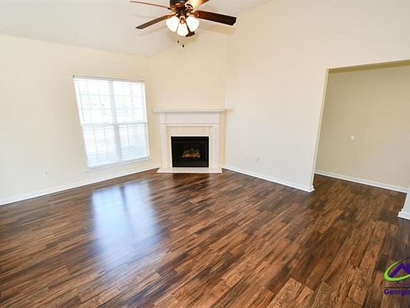 3rd image of 337 Tyson Glen Dr