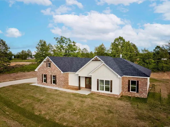 1017 Creekwood Cir, Bauxite, AR 72011