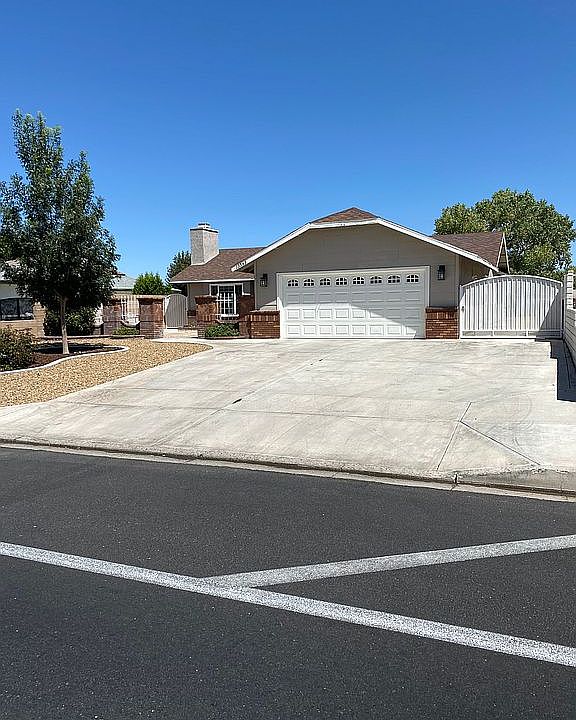 1st image of 13545 Driftwood Dr