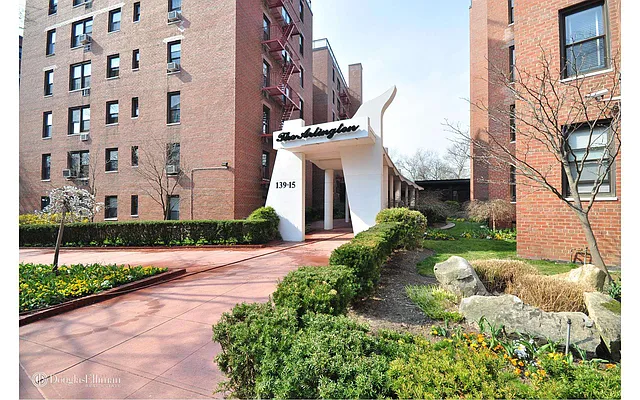 Sold by Douglas Elliman | media 15