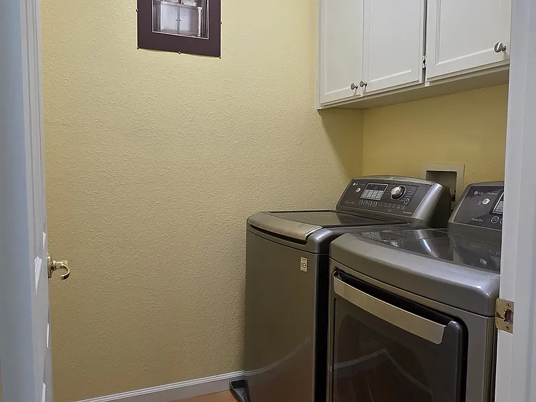 3706 Jasmine Cir — Photo 8