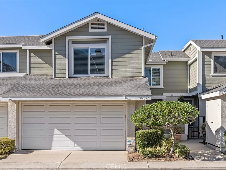 22057 Newbridge Dr #5 — Photo 1