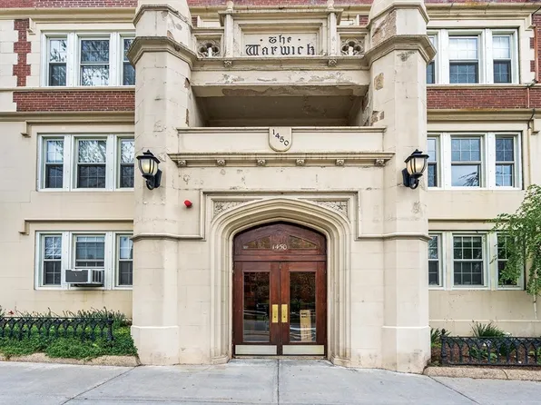 1450-1454 Beacon St Unit 301, Brookline, MA 02446