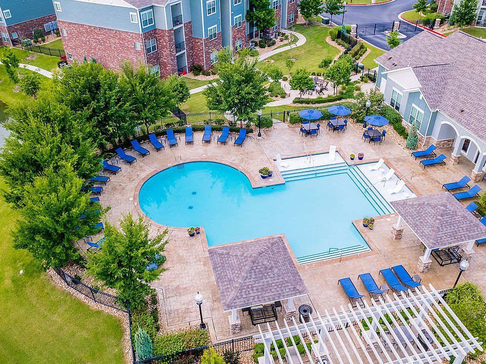 Creekside Apartment Homes general photo