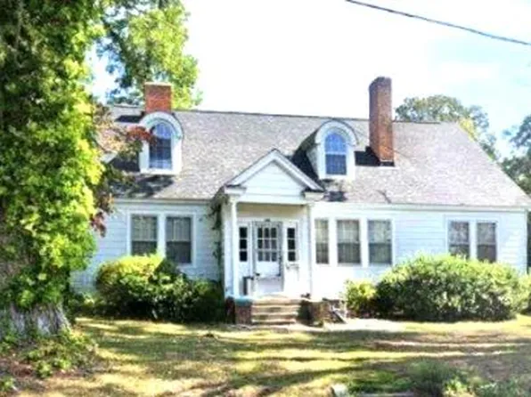 943 Marshall St, Greenwood, SC 29646