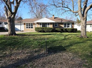 1109 E Van Buren St, Clinton, IL 61727