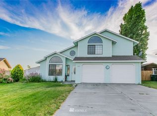 422 N White Dr, Moses Lake, WA 98837