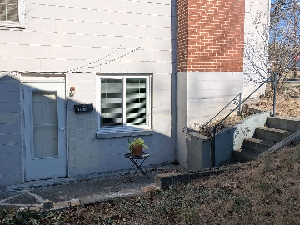 1st image of 919 Grayland St