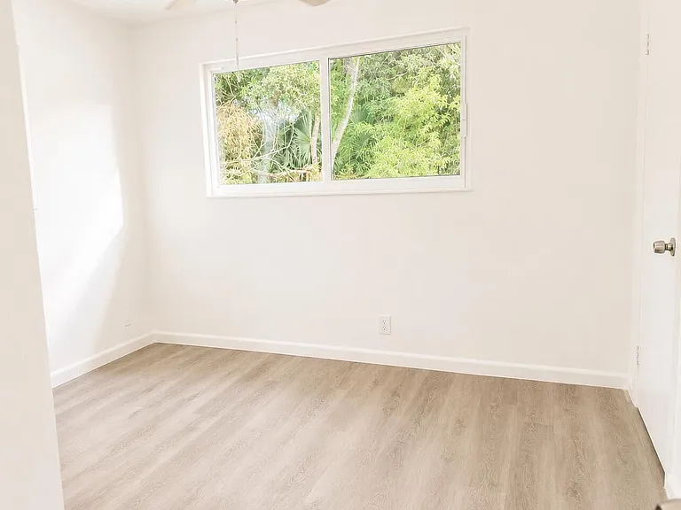 8012 US Highway 1 — Photo 12