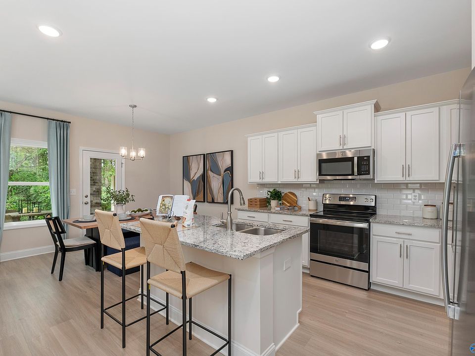 1st image of 1715 Stampede Cir SE