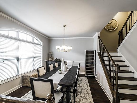 3rd image of 1199 Lavista Cir NE