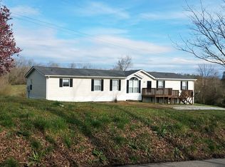 220 Sinkhole Rd, Tellico Plains, TN 37385