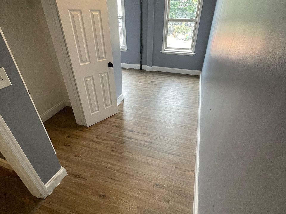 2nd image of 59 Pennsylvania Ave Floor 2
