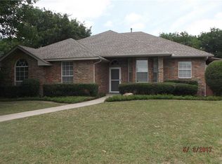 817 Juno Ln, Denton, TX 76209