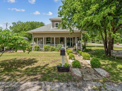 215 Harmonson Ave, Justin, TX, 76247