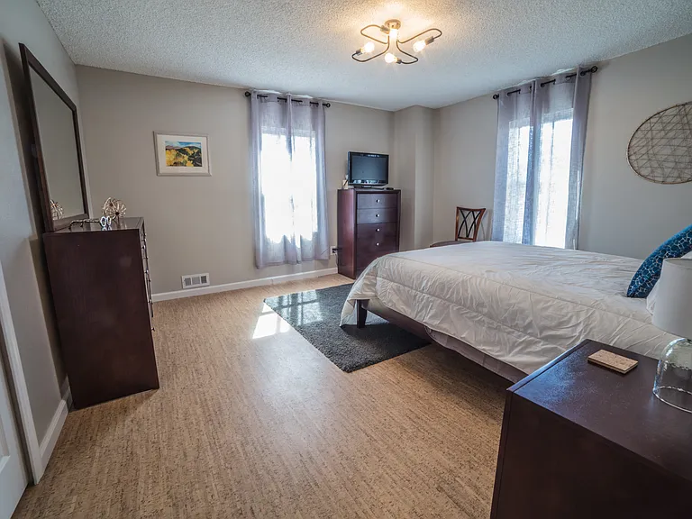 120 N Corona St #B — Photo 14