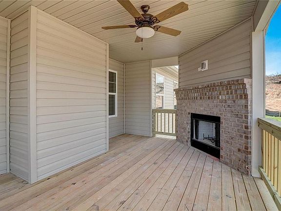 5th image of 215 Eryn Ter