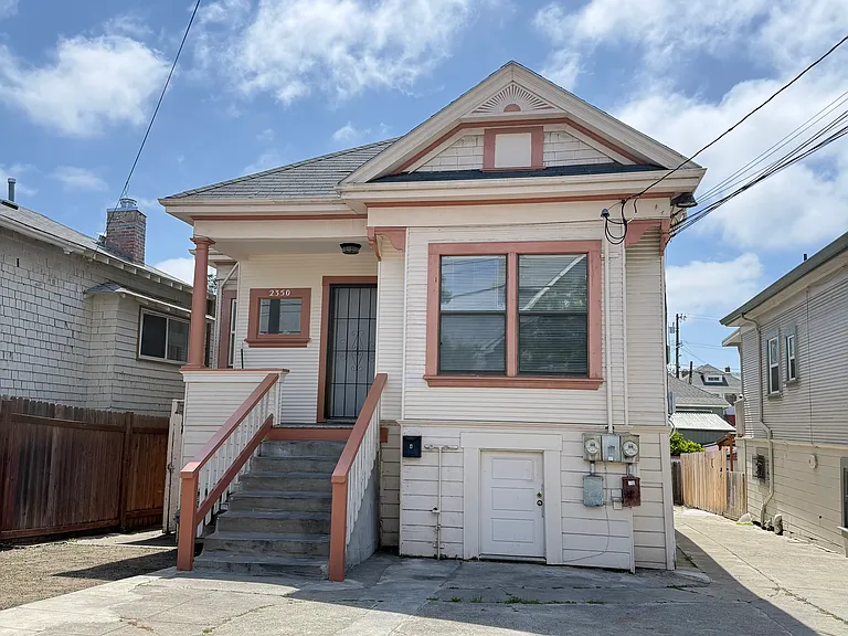2350 26th Ave #A — Photo 1
