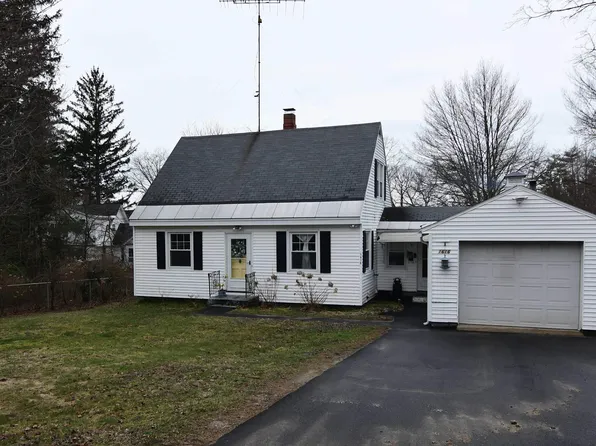 1616 Hooksett Road, Hooksett, NH 03106