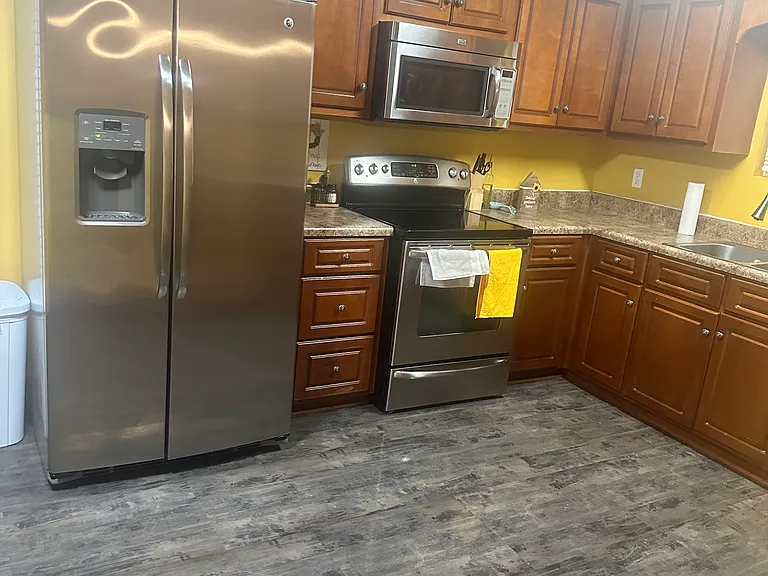 111 Fornum Dr — Photo 5
