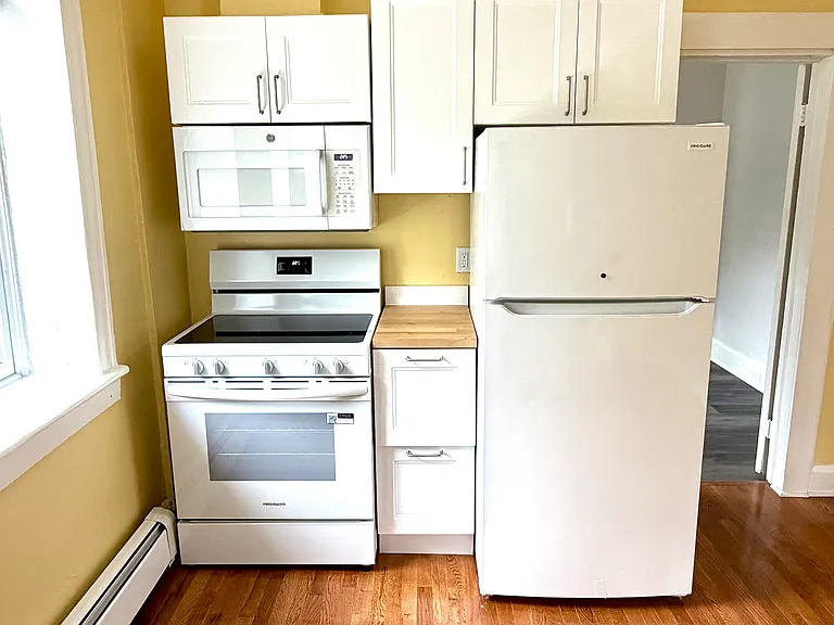 74 Linden Ave #1 — Photo 6