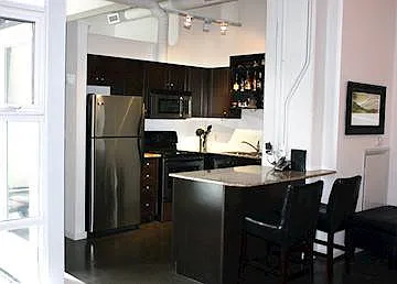 404 King St W #201 — Photo 6