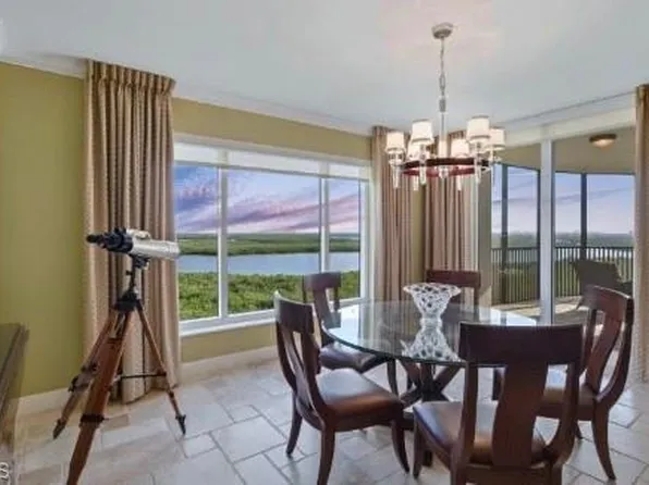 1050 Borghese LN #1004, NAPLES, FL 34114