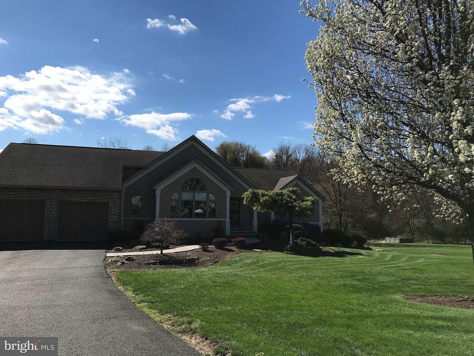 1644 Wyomissing Rd, Mohnton, PA 19540 Zillow