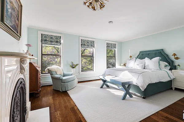 Sold by Compass | media 11