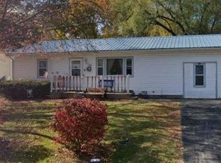 6700 River Rd, Pleasant Valley, MO 64068
