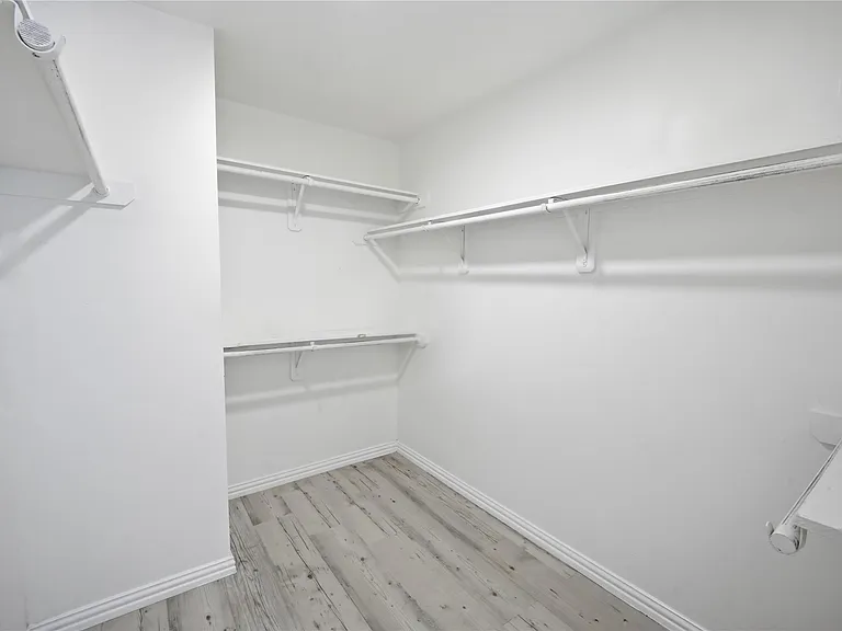 6811 Brighton Hill Ln — Photo 15