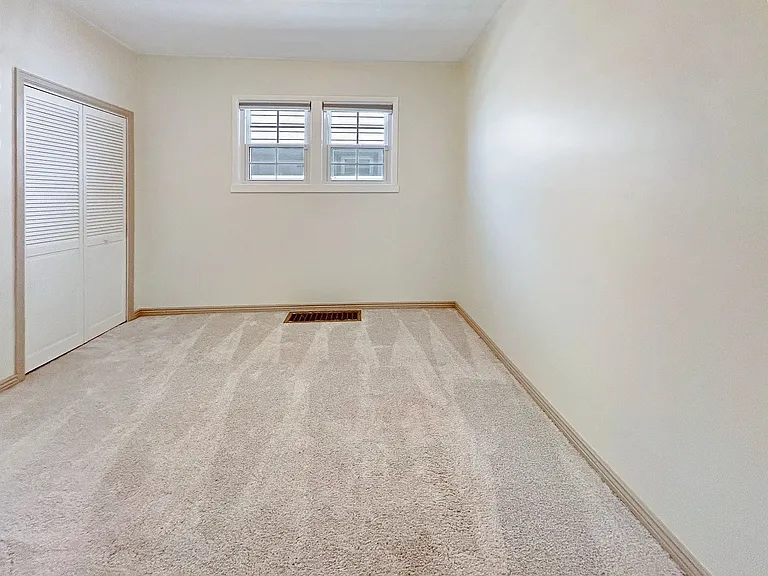 3864 N Winona Ct — Photo 17