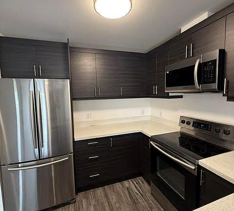 5th image of 1675 Banwell Rd #304
