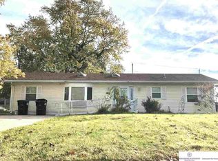 3101 S 39th St, Omaha, NE 68105