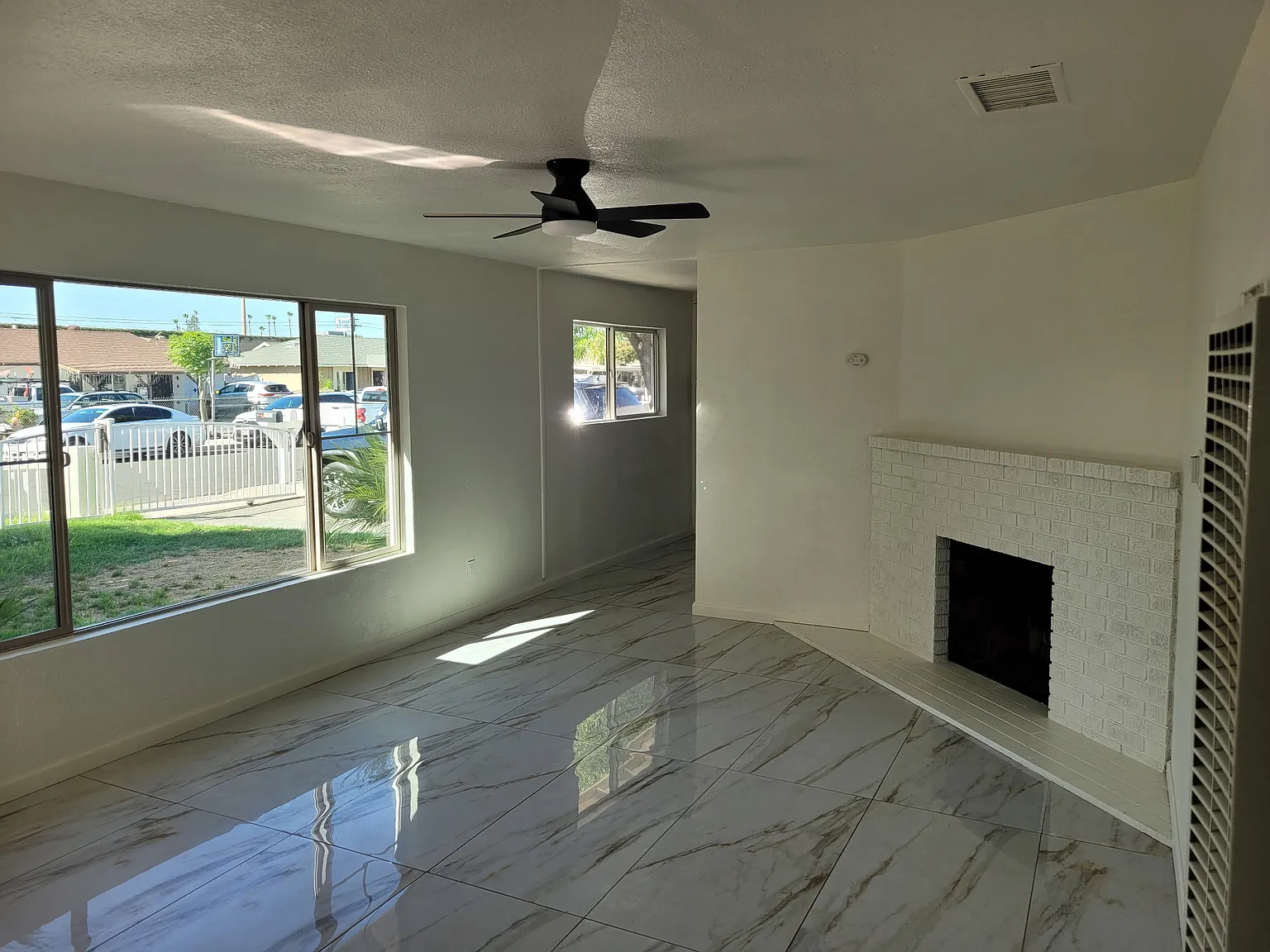 David Ln, Moreno Valley — Photo 4