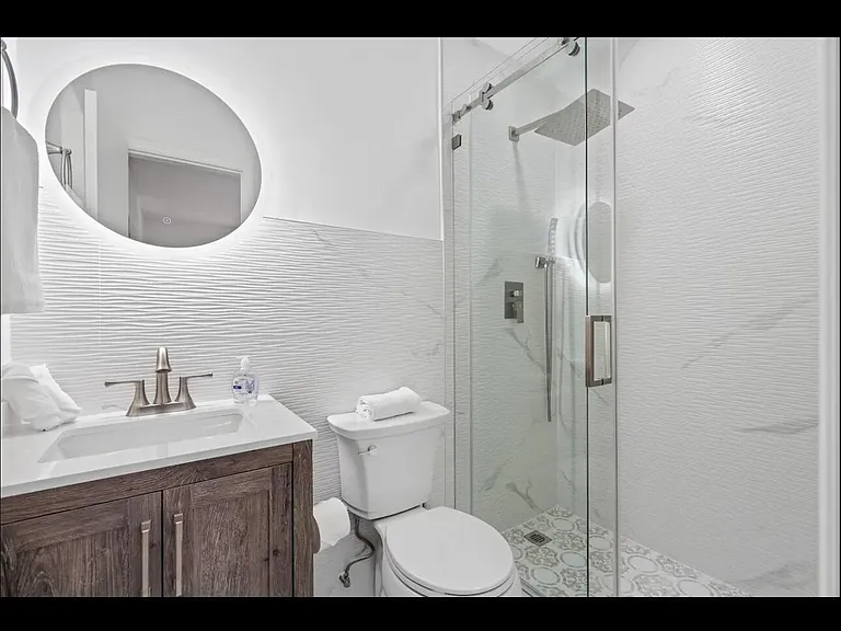 5040 NE 22nd Ave — Photo 17