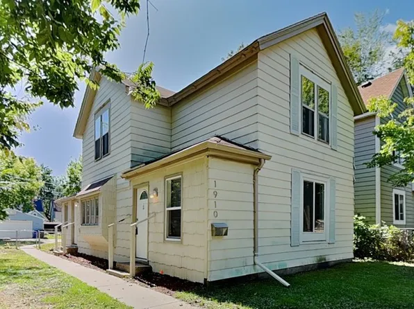 1910 Chelton Ave, Saint Paul, MN 55104