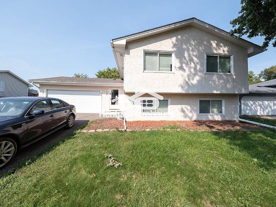 1st image of 3000 84th Ave N