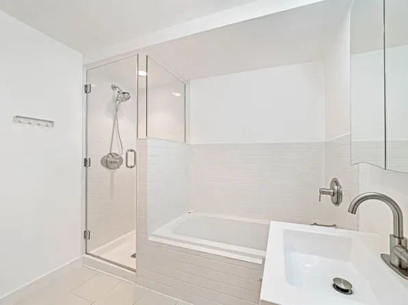 600 Harbor Boulevard image 16 of 27