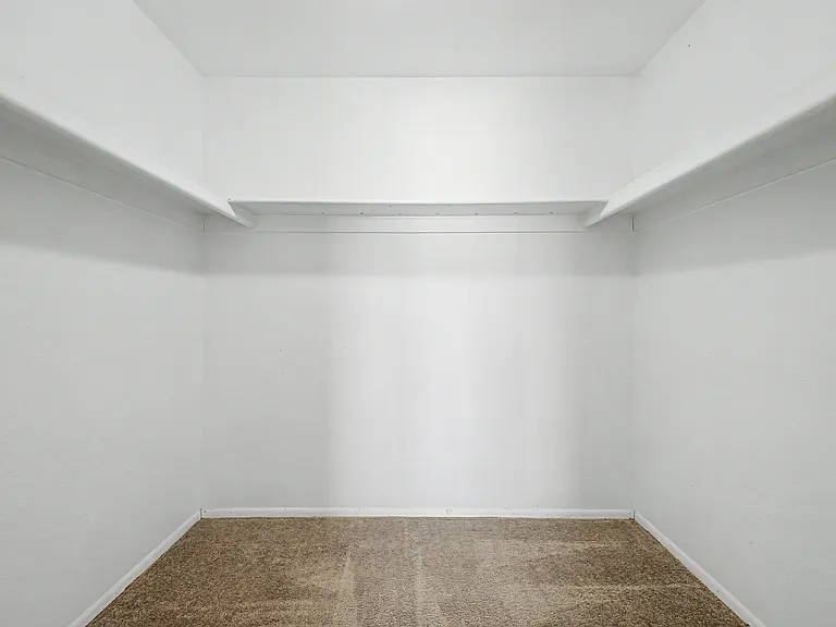 540 N May St #3106 — Photo 18