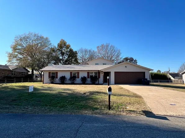 25 Westgate St, Searcy, AR 72143