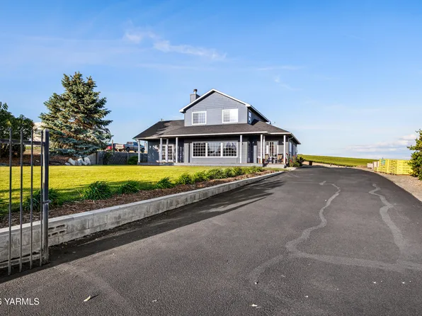 5060 Lombard Loop Rd, Zillah, WA 98953